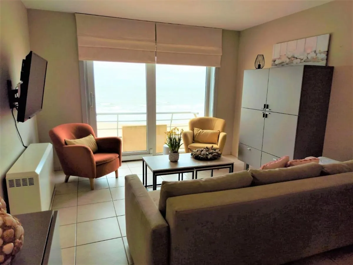 Appartement met zeezicht en verwarmd zwembad Oostende