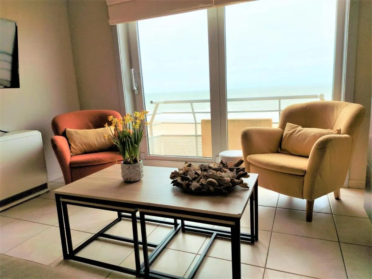 Appartement met zeezicht en verwarmd zwembad Oostende 0*,  België